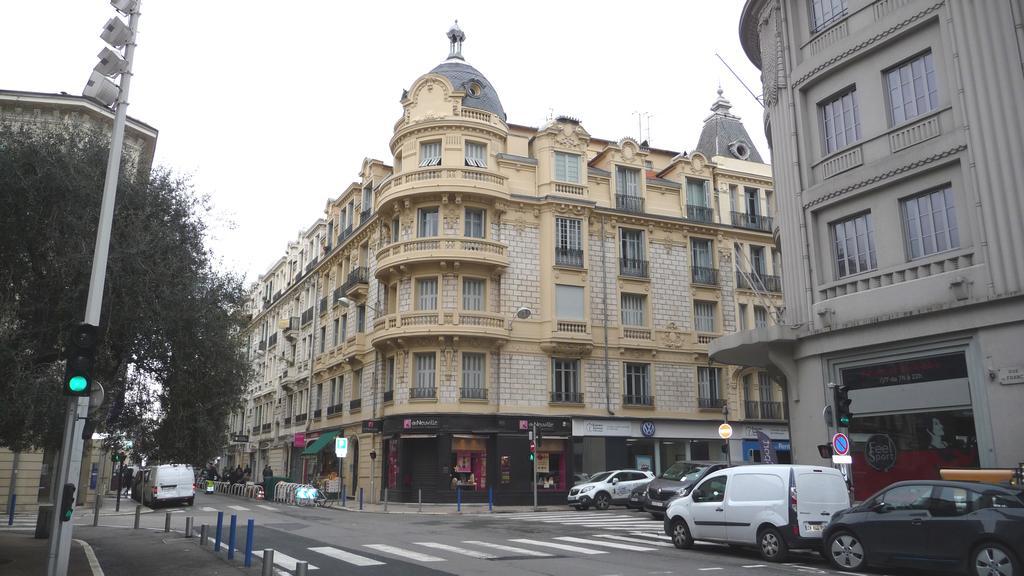 Carre D'Or Very Nice Appart Near The Beach エクステリア 写真